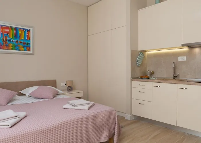 Apartment More