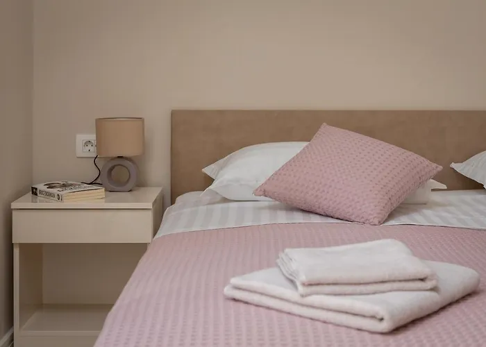 Apartment More * سبليت