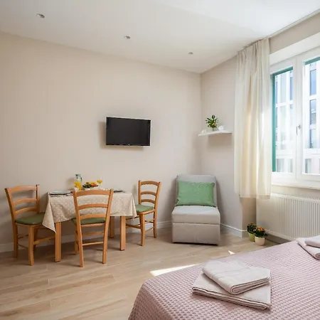 Apartment More 公寓